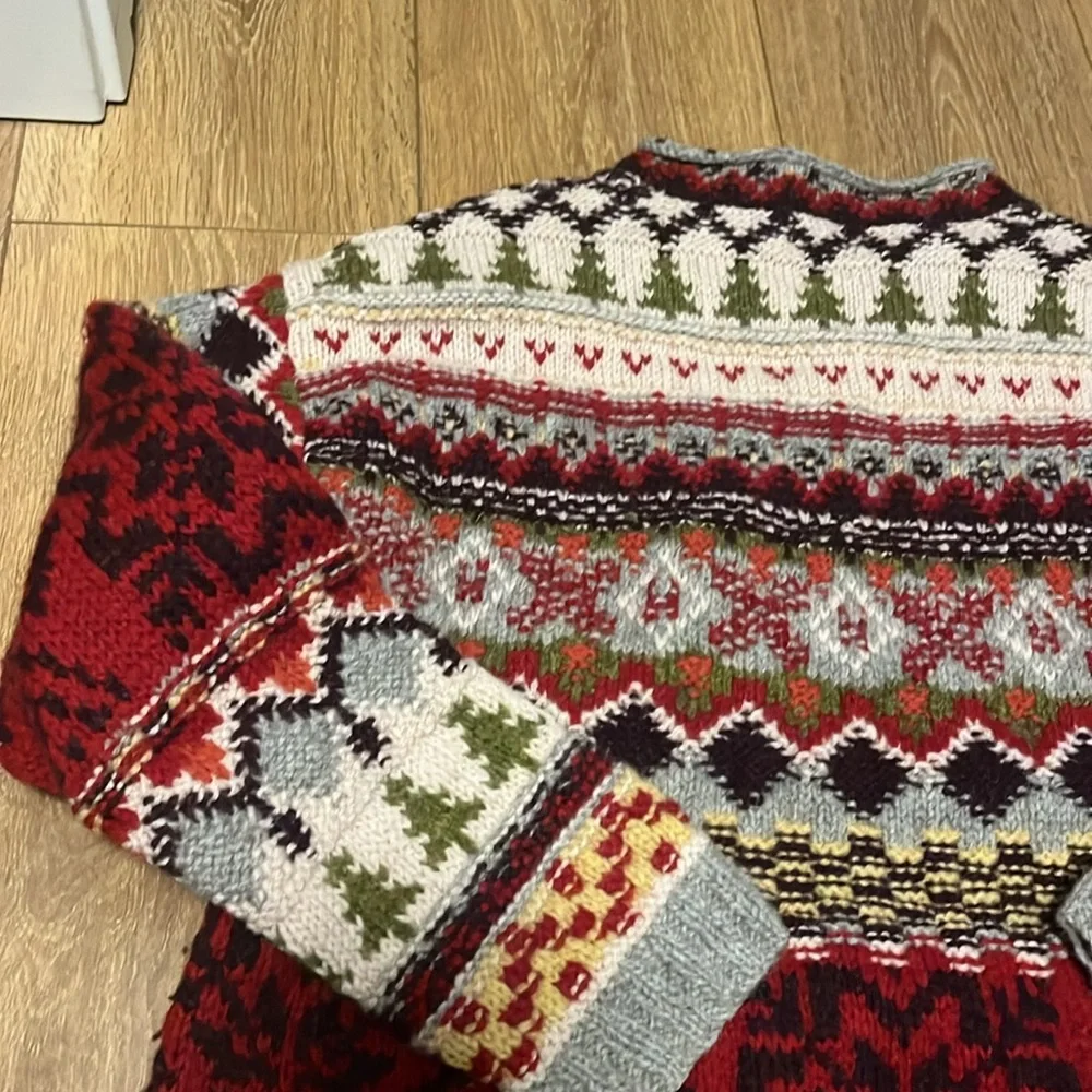 Beautiful warm and cozy wool sweater from Limited Handknit Sz M - Picture 10 of 16